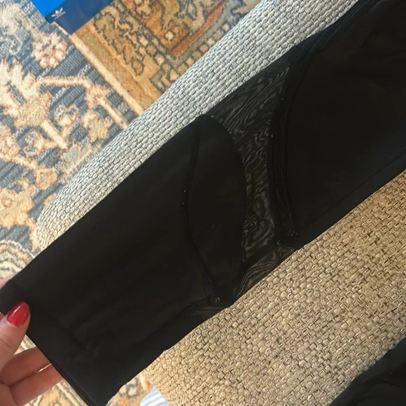 Great condition lulu lemon leggings - Picture 3 of 3